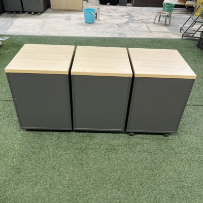 ตู้ลิ้นชักใต้โต๊ะ