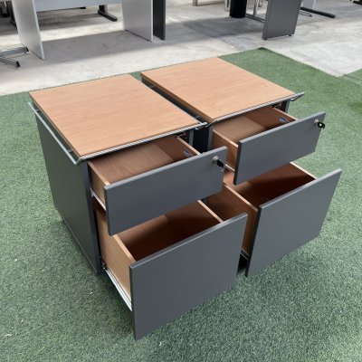 ตู้ลิ้นชักใต้โต๊ะ