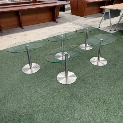 โต๊ะกลางกระจก