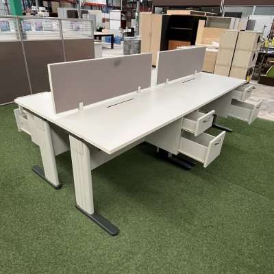 โต๊ะทำงานกลุ่ม 4 ที่นั่ง