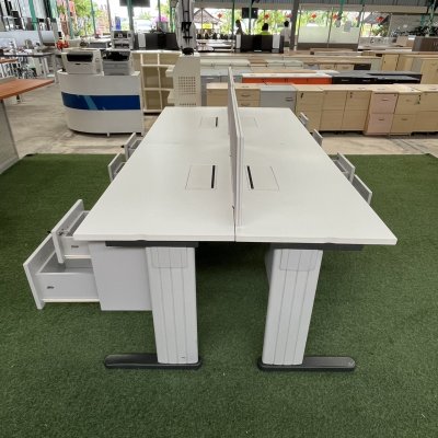 โต๊ะทำงานกลุ่ม 4 ที่นั่ง