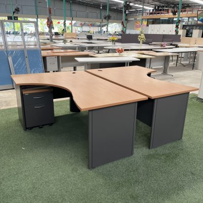 โต๊ะทำงานผู้บริหารทรง L