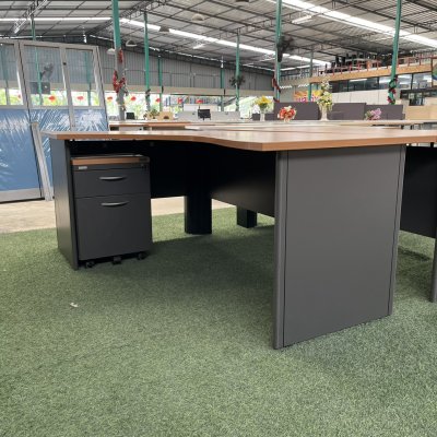 โต๊ะทำงานผู้บริหารทรง L