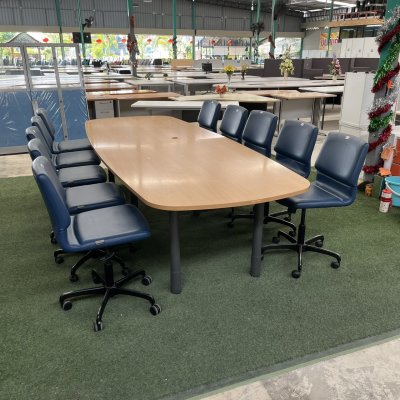 โต๊ะประชุม 10 ที่นั่ง