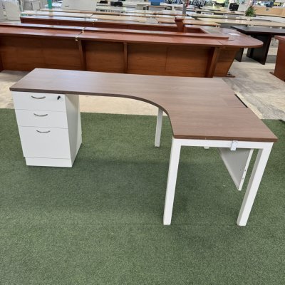 โต๊ะทำงานผู้บริหารทรง L