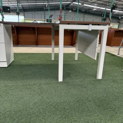 โต๊ะทำงานผู้บริหารทรง L