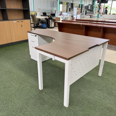 โต๊ะทำงานผู้บริหารทรง L