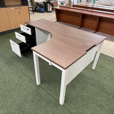 โต๊ะทำงานผู้บริหารทรง L