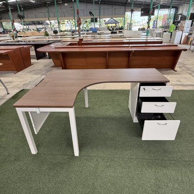 โต๊ะทำงานผู้บริหารทรง L