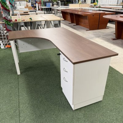 โต๊ะทำงานผู้บริหารทรง L