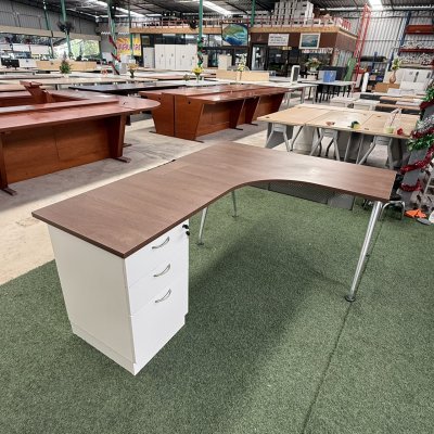 โต๊ะทำงานผู้บริหารทรง L