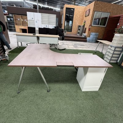 โต๊ะทำงานผู้บริหารทรง L