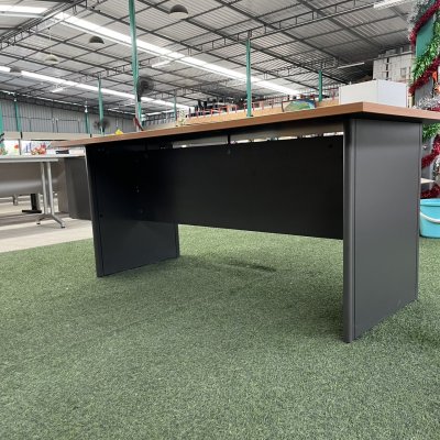 โต๊ะประชุม 4 ที่นั่ง