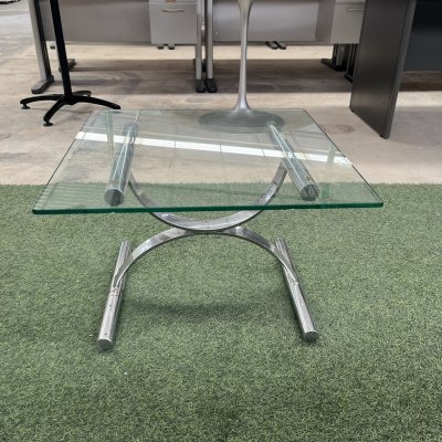 โต๊ะกลาง