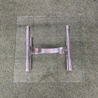 โต๊ะกลาง