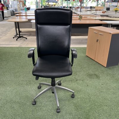 เก้าอี้ผู้บริหาร