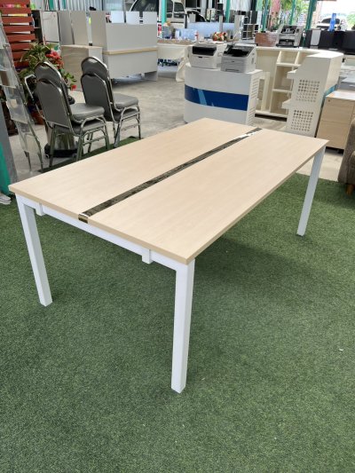 โต๊ะอเนกประสงค์