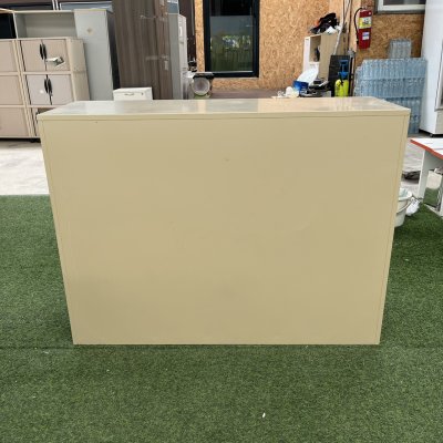 ตู้เหล็กบานเลื่อนกระจก