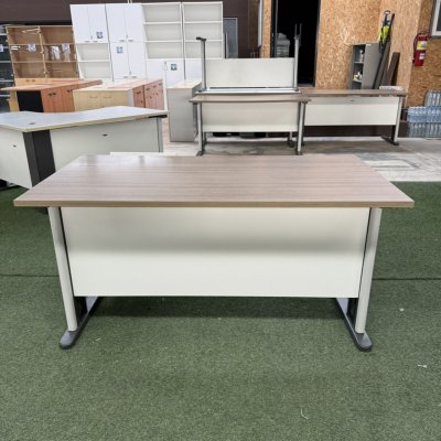 โต๊ะทำงานมีลิ้นชัก