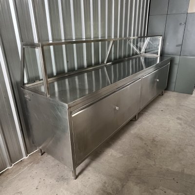 เคาท์เตอร์วางถาดอาหาร