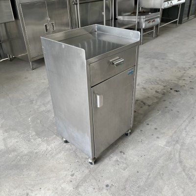 ตู้สแตนเลสเคลื่อนที่