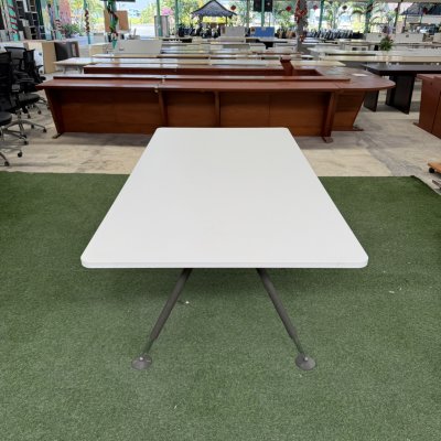 โต๊ะประชุม 6-8 ที่นั่ง