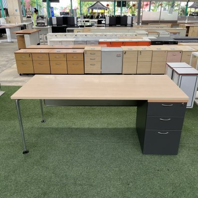 โต๊ะทำงานผู้บริหาร