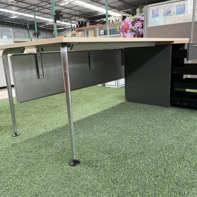 โต๊ะทำงานผู้บริหาร