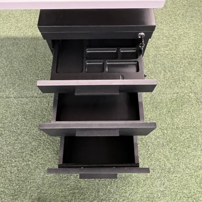 โต๊ะทำงานผู้บริหาร (สีขาว)