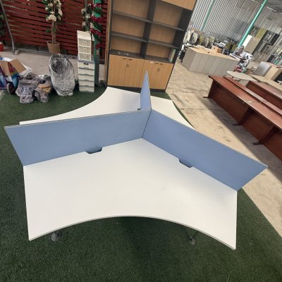 โต๊ะทำงานกลุ่ม 3 ที่นั่ง