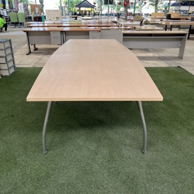 โต๊ะประชุม 8-10 ที่นั่ง