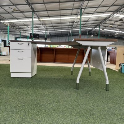 โต๊ะทำงานผู้บริหารทรง L