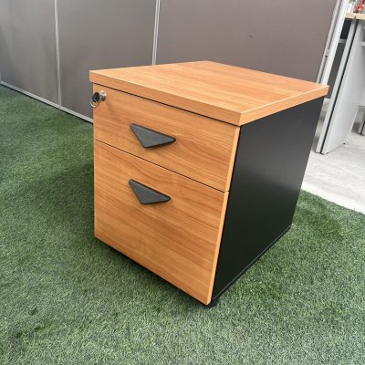 ตู้ลิ้นชักใต้โต๊ะ