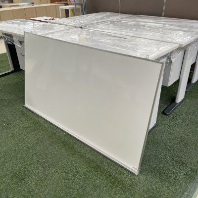 กระดานไวท์บอร์ด แขวนผนัง