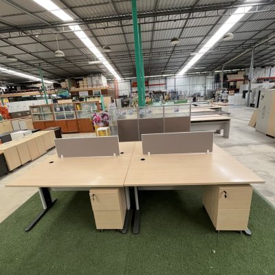 โต๊ะทำงานกลุ่ม 4 ที่นั่ง