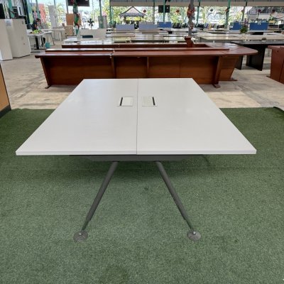 โต๊ะประชุม 6-8 ที่นั่ง