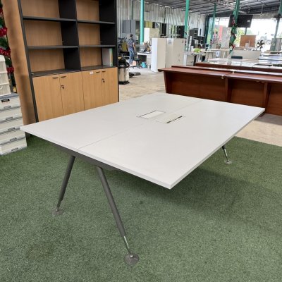 โต๊ะประชุม 6-8 ที่นั่ง