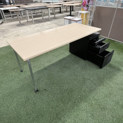 โต๊ะทำงานผู้บริหาร