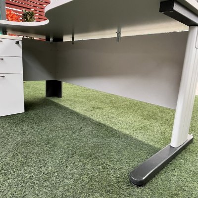 โต๊ะทำงานผู้บริหารทรง L (สีเทาอ่อน)