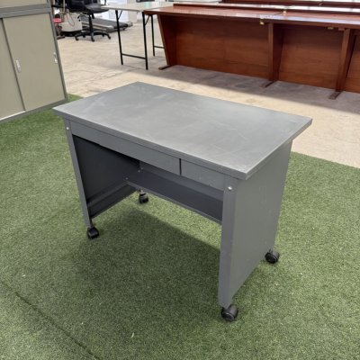 ชุดโต๊ะทำงานเหล็กพร้อมเก้าอี้