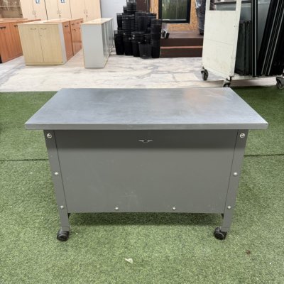 ชุดโต๊ะทำงานเหล็กพร้อมเก้าอี้