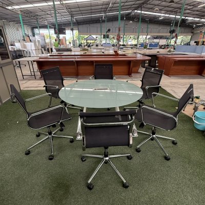โต๊ะประชุมทรงกลม