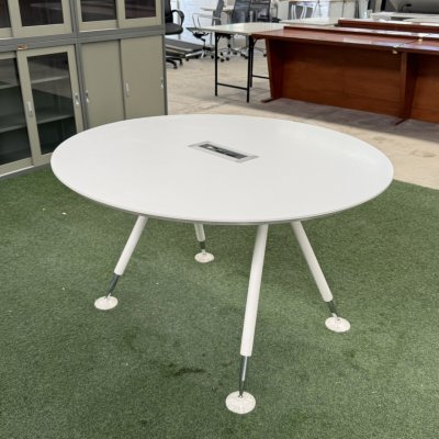 โต๊ะประชุมทรงกลม