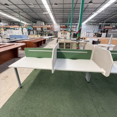 โต๊ะทำงานกลุ่ม 8 ที่นั่ง