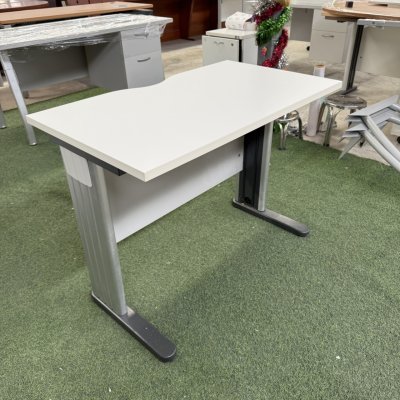 โต๊ะทำงาน