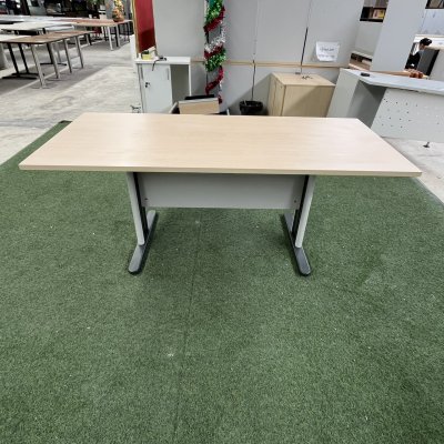 โต๊ะประชุม 4-6 ที่นั่ง