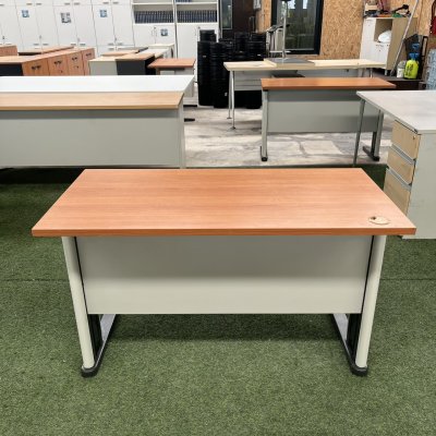 โต๊ะทำงาน