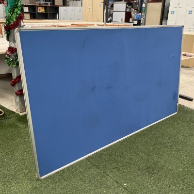 กระดานกำมะหยี่ติดป้ายประกาศ แขวนผนัง