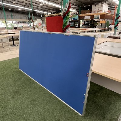 กระดานกำมะหยี่ติดป้ายประกาศ แขวนผนัง