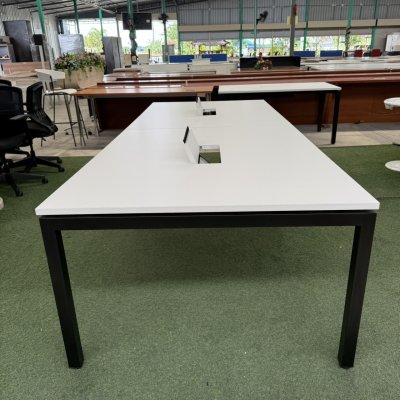 โต๊ะประชุม 8-10 ที่นั่ง
